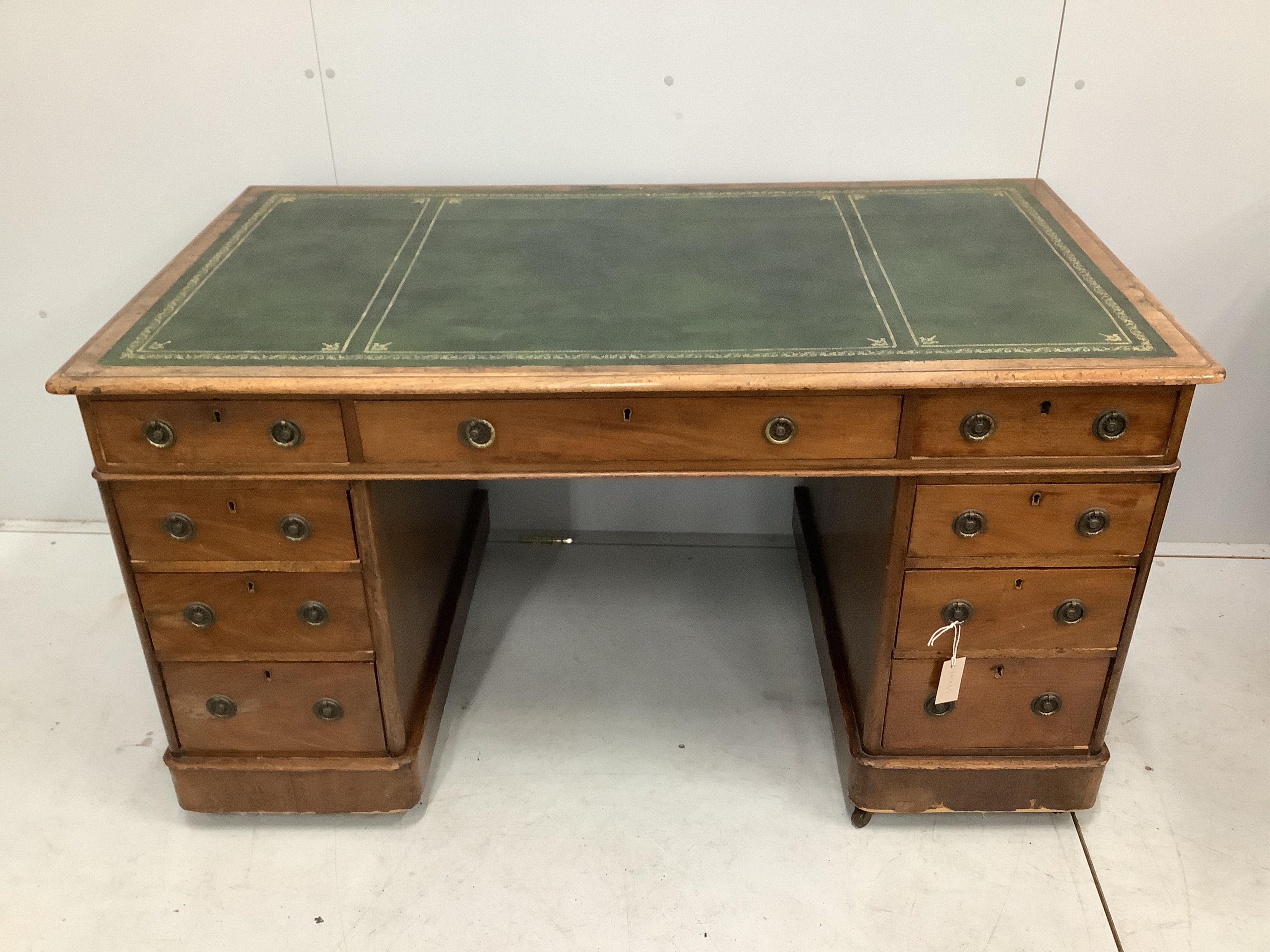 A Victorian mahogany pedestal desk, width 136cm, depth 78cm, height 73cm